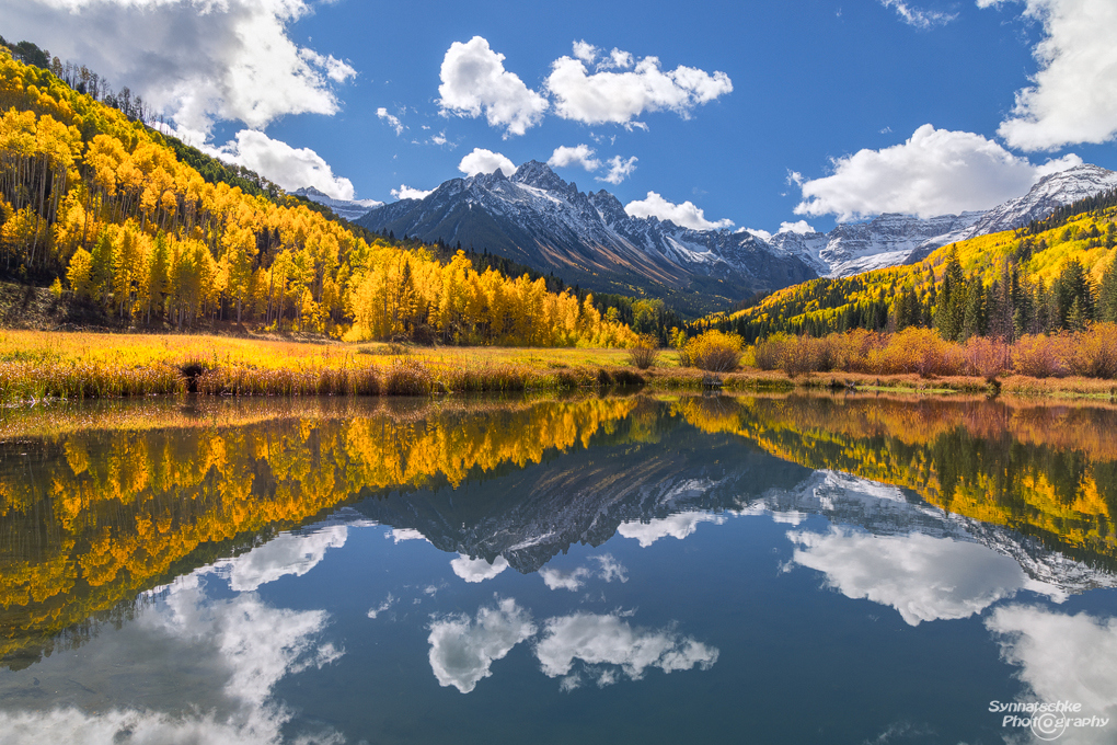 Mount Sneffels reflection | Fall Foliage | Colorado | USA | Synnatschke ...